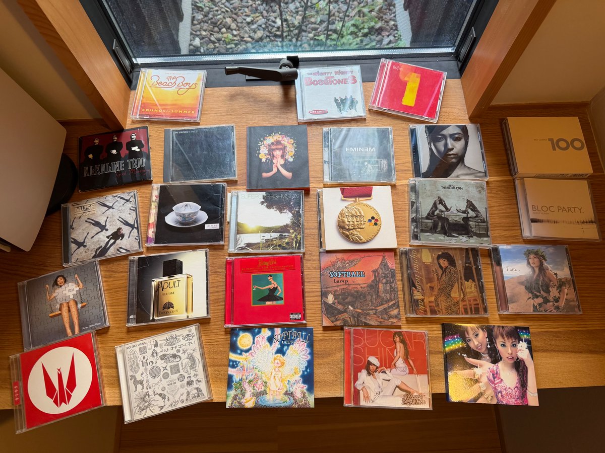 Dogen's tweet photo. Currently rebuilding my music library with physical media. 

Initial BookOff haul: https://t.co/Qwn8dyIqSA