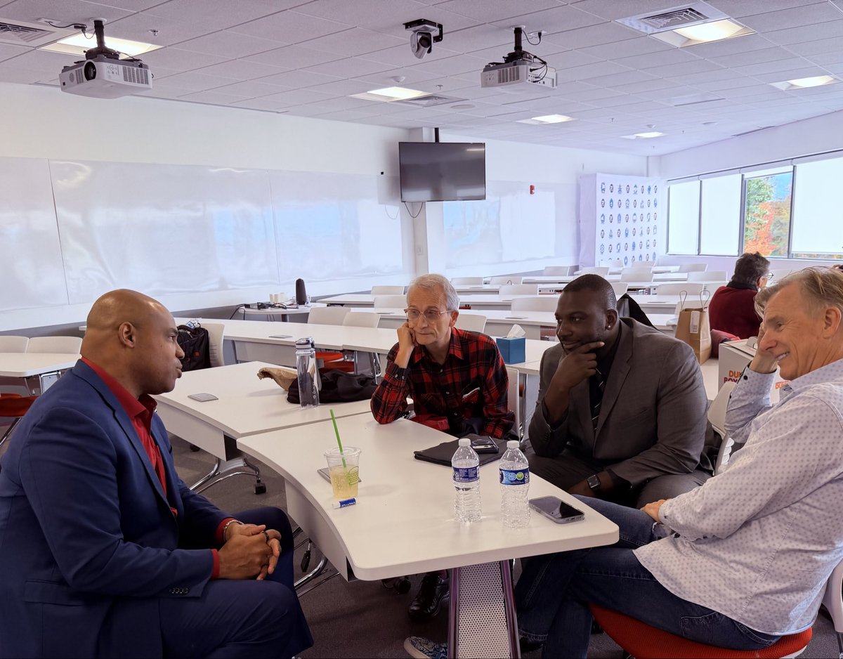 iamChiCodez's tweet photo. SOMETIMES THE MOST POWERFUL THING A LEADER CAN DO IS LISTEN.
The right conversations don’t just expand your knowledge. They elevate your understanding.
#EdwinSaladin #AntonJGunn #WorldOfWealth #ExecutiveLeadership #LeadershipDevelopment https://t.co/r7aOtZgLTy