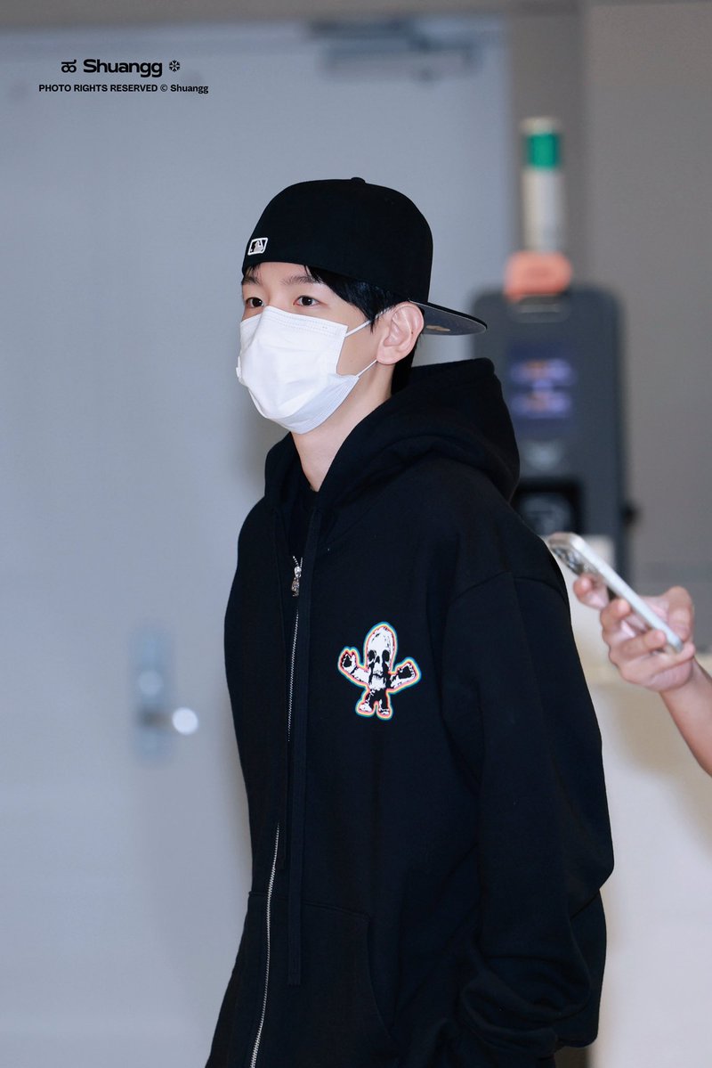 Shuangg1225's tweet photo. 261020｜ICN 도착
#BAEKHYUN #ベッキョン
#백현 #baekhyun #변백현 https://t.co/VZZnz7w4mn