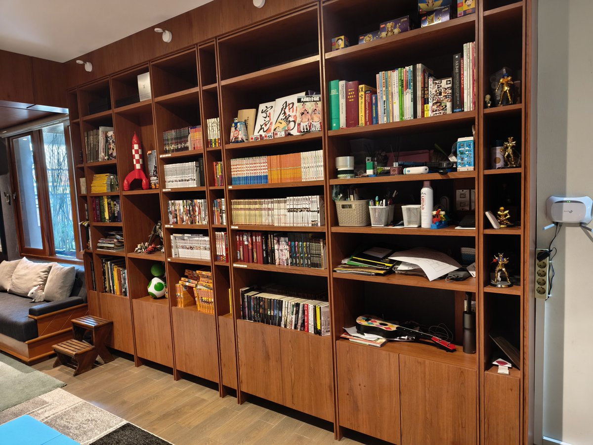bimaprawira's tweet photo. Rumahku masih jadi basecamp temen2 buat ngumpul, walaupun jarang banget karena udah pada sibuk. Tapi pas renov rumah, aku memang sengaja nyiapin space buat kumpul2. Kalo ga dipake temen2ku atau istri, bisa dipakai temen2 anakku kelak. https://t.co/9b1dBpmXTL