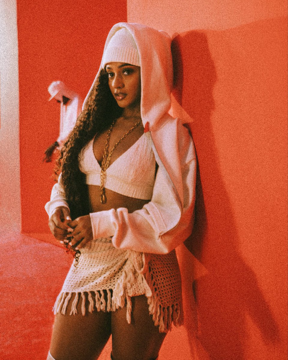 ajcollinsart's tweet photo. TAYLOR JASMINE
Shot on 35mm🎞️
📸: @ajcollinsart https://t.co/cxnsxXqcQV