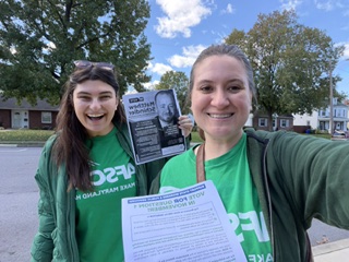 AFSCME's tweet photo. AFSCME members are hitting the streets, connecting with neighbors, and putting their solidarity into action. As union members, we know the value of using our voice. Now, it’s time to take that same collective power to the polls. 

Make a plan to vote: https://t.co/iSw5Tya7DU https://t.co/15QkBq0FJe