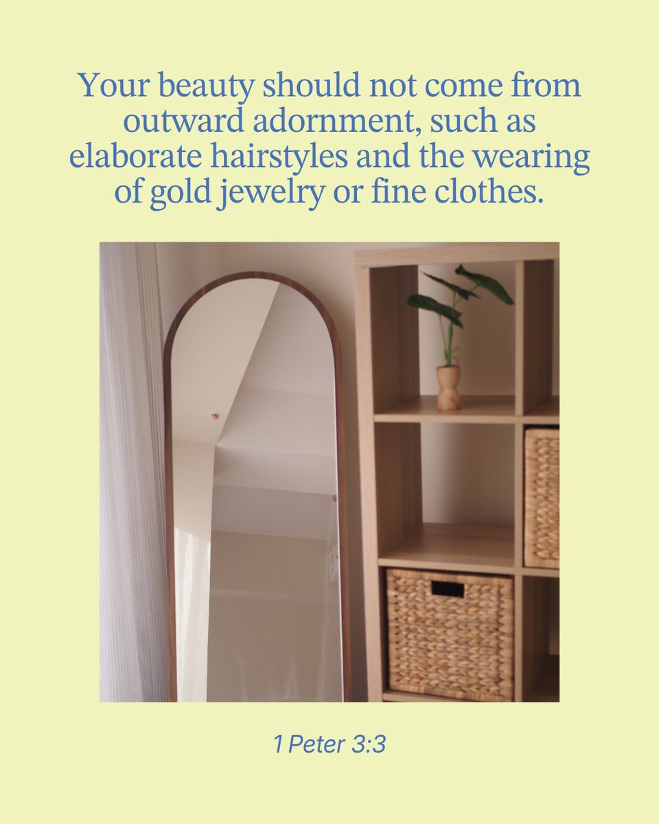 Guideposts's tweet photo. ✨QOTD: What do you find most beautiful in yourself?

📖"Your beauty should not come from outward adornment, such as elaborate hairstyles and the wearing of gold jewelry or fine clothes." 1 Peter 3:3 https://t.co/bXpPhQSpdb