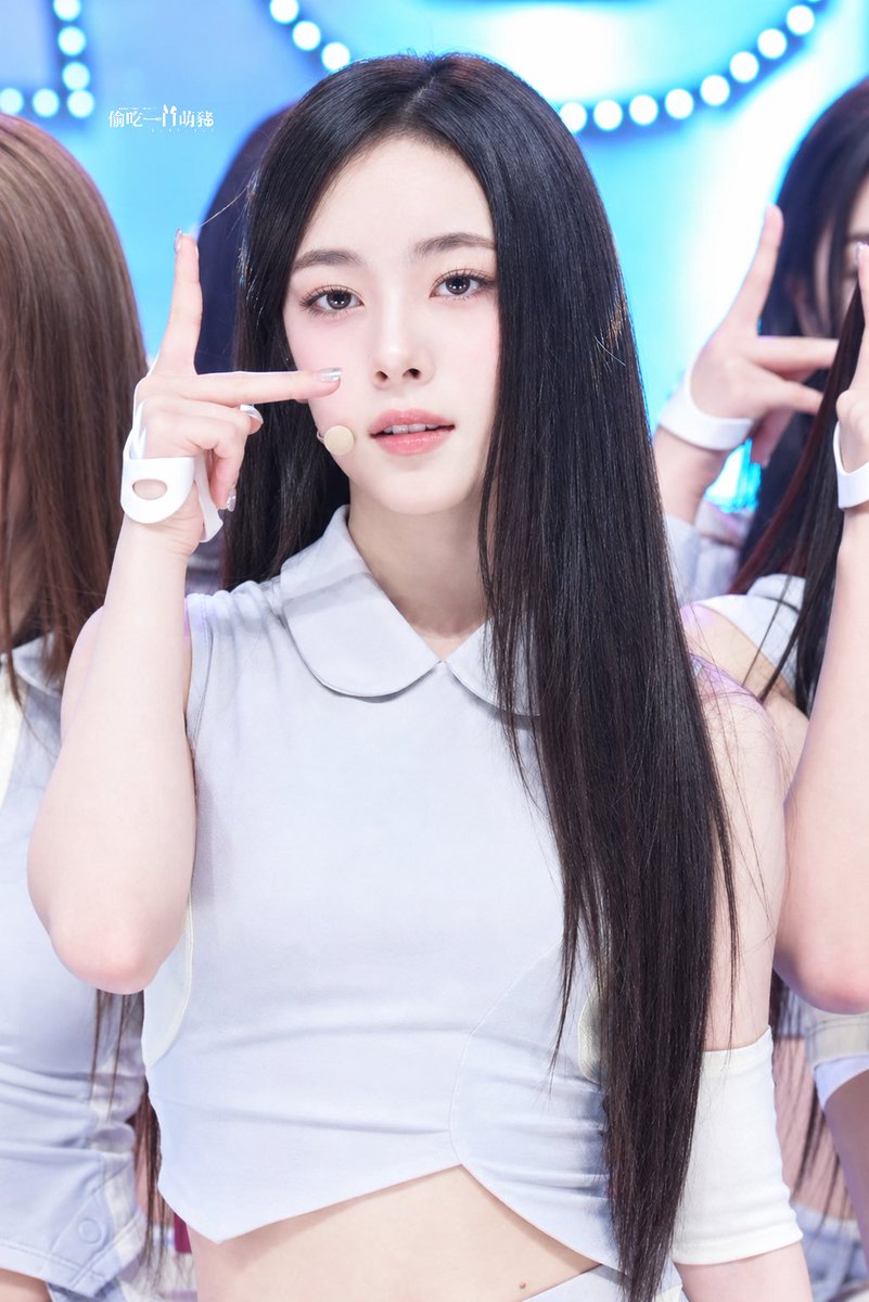 tiamo_juny's tweet photo. #OA #오아 #A2OLITE https://t.co/qAniwc70XK