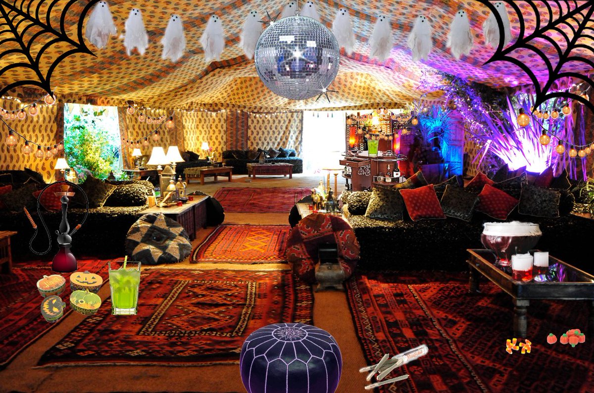 MrWuggums's tweet photo. #Moonday noms are at the #ChillTent, courtesy of the Wu family (no relation) here in #CactusGulch!
Oooo. they have treated us to a #Wuggieween feast - look at all these containers!๐ป
Let's see what we have....
Jack o'lantern rice balls!
Spooky egg rolls!
OMC, there's more!๐๐ฅก https://t.co/Qdbai6pPqn