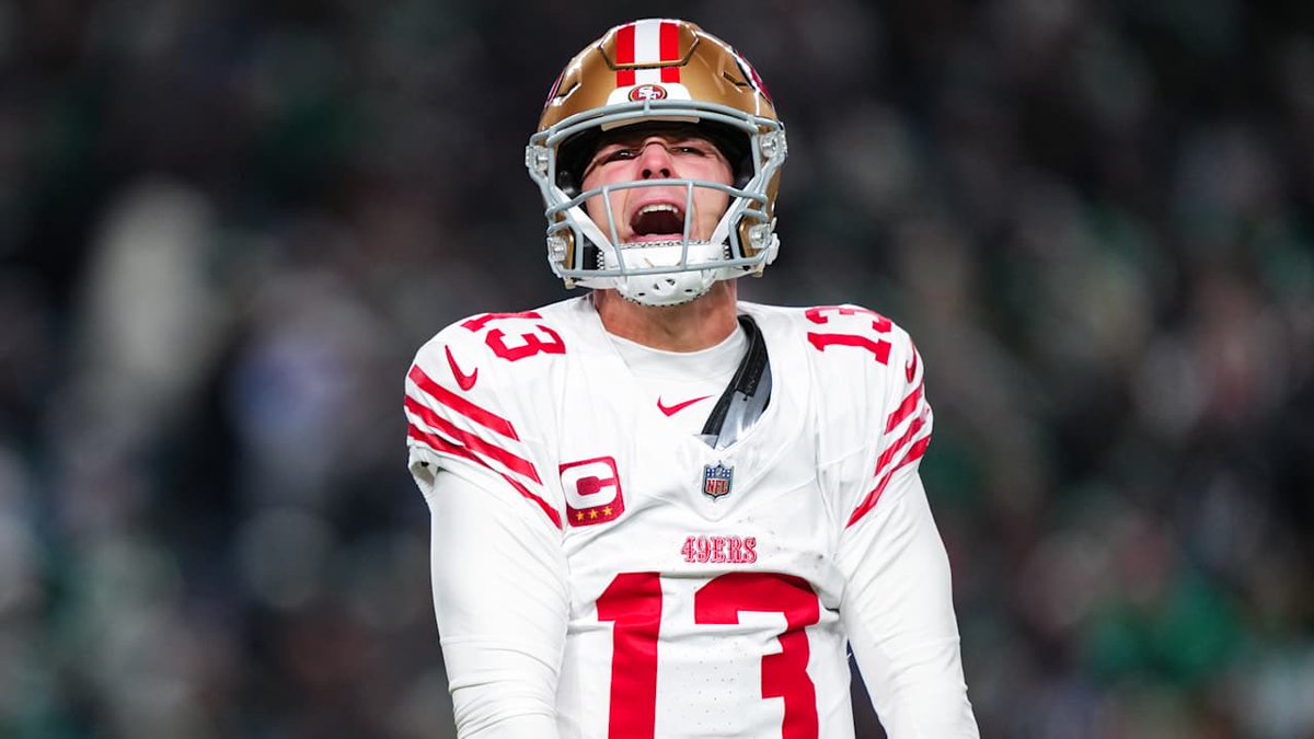 Endzone_Brasil's tweet photo. HISTÓRICO! 🔥

Brock Purdy agora tem o maior passer rating da história da NFL: 105,4!

O quarterback dos 49ers alcançou as 1.500 tentativas de passe necessárias para entrar no ranking histórico e ultrapassou Lamar Jackson (102,7). 🤯 https://t.co/J20eViugtS