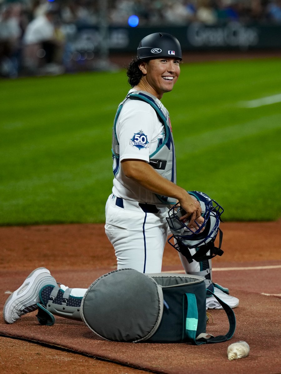 Mariners's tweet photo. Join us in wishing our bullpen catcher, Justin Novak, a very happy birthday! https://t.co/PUBnLTHZ4c