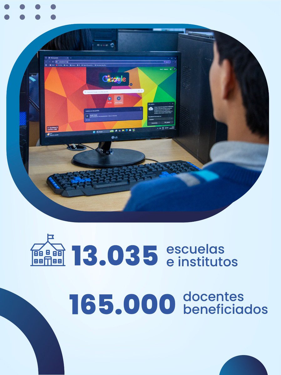 Educacion_Ec's tweet photo. ¡El futuro de la educación pública está en Ecuador! 🚀💻🇪🇨 

El Gobierno Nacional en alianza con Google for Education y CNT, presenta #AulaDigitalEc, una transformación tecnológica que beneficia a más de 2,8 millones de estudiantes y 165.000 docentes a escala nacional. 📲 

Ahora nuestras aulas contarán con herramientas de vanguardia e Inteligencia Artificial dentro de un entorno seguro, impulsando aprendizajes prácticos, incluyentes y adaptados a los retos de hoy.  📡🏫

#EducaciónConResultados