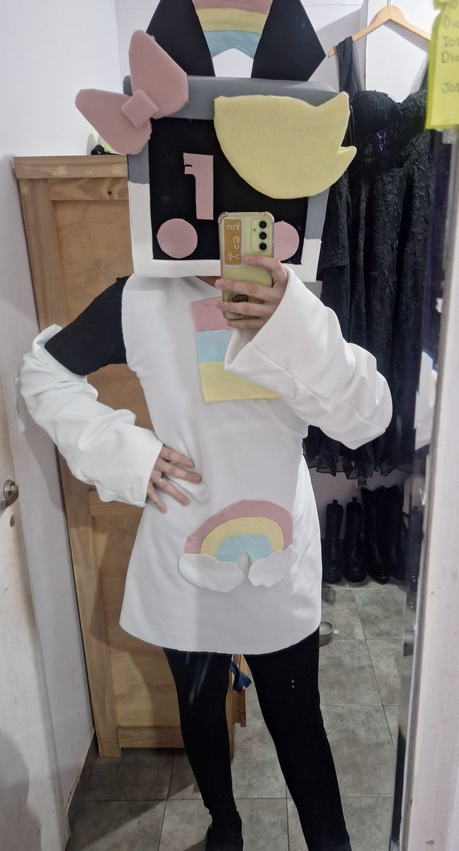 Elizomax's tweet photo. Ruby cosplayyyyy💗🌈
#ruby #fpe #cosplay 
#fundamentalpapereducation https://t.co/mpxa5fE6JN