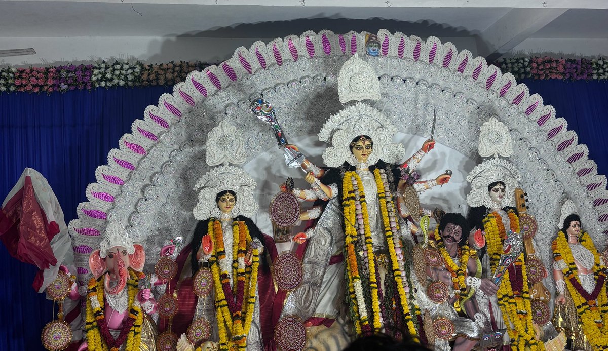 Rain_Pebble_'s tweet photo. 2. Bengali Association Nerul https://t.co/PcBGfewg99