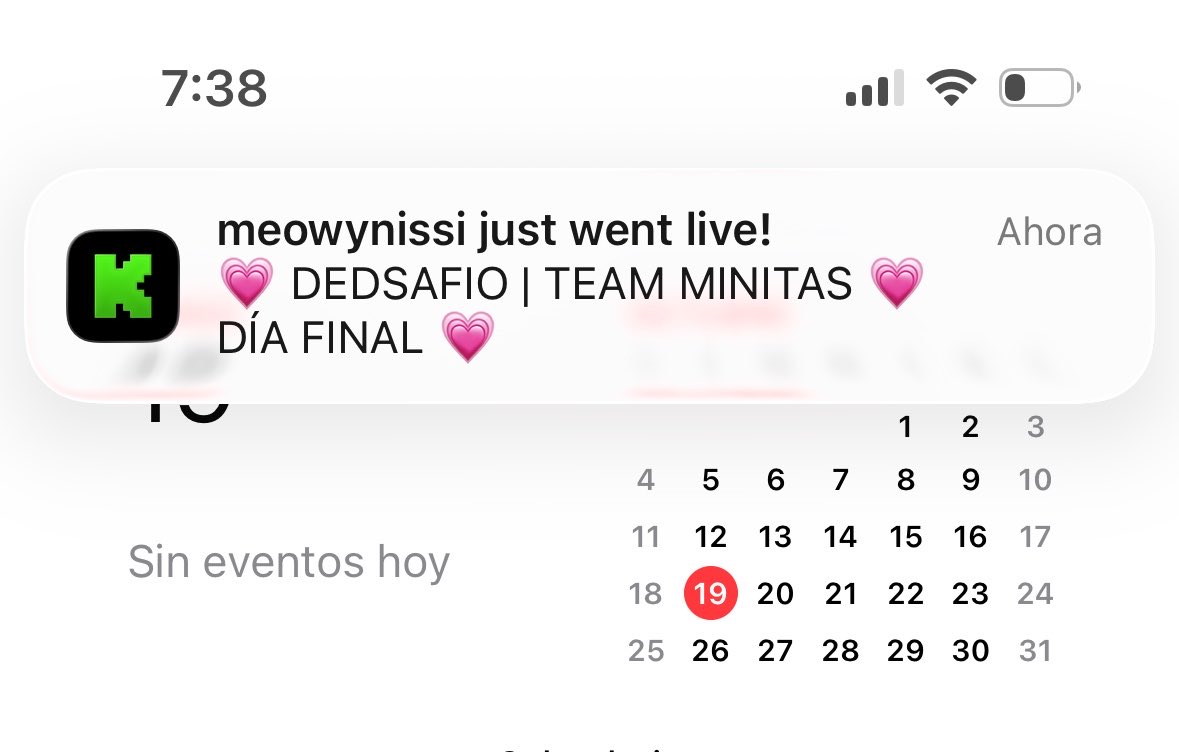 xlyuami's tweet photo. esa amiga que no supera https://t.co/mOOoV7POkF
