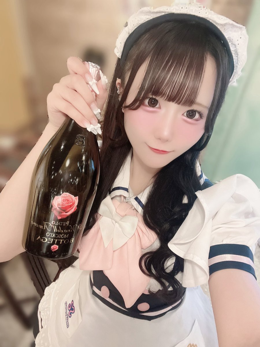 nono_maid's tweet photo. オールスター応援や、頑張ってるねしゅわぽんありがとうございます😿🤚🏻

現在【12位】です💫
上位1️⃣0️⃣位＋店舗推薦枠2⃣位...計1️⃣2⃣名のキャストが決勝に行けます！

あの可愛い制服を着て、決勝の舞台を盛り上げられる自信私あります💭
頑張るので応援よろしくお願いします🌟 https://t.co/LAbkQ4Cwa5