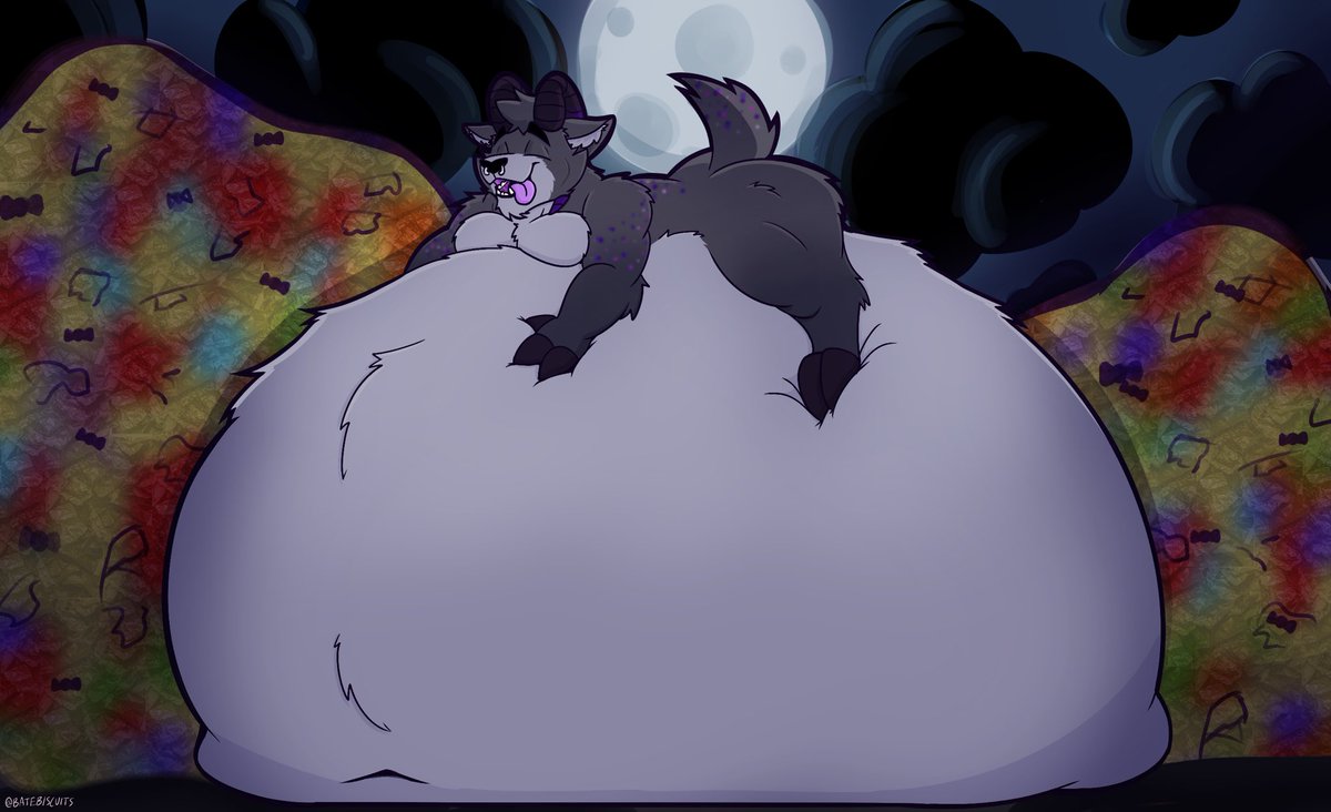 lost_in_desirre's tweet photo. Happy Halloween furs! This year make sure you be careful around those weregoats on the full moon! Your candy, and maybe you, might be his next meal! 

An absolute THANK YOU to @batebiscuits for this awesome comm!

#fatfur #goat #halloween #vore https://t.co/Aedxb2TFjF