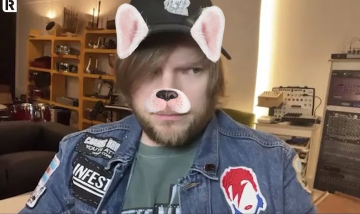 j7768_'s tweet photo. a patrick stump 🧵 with this filter because it looks silly on him
(P.2)
#fobtwt #bandom #gay https://t.co/uIUi68Tx20
