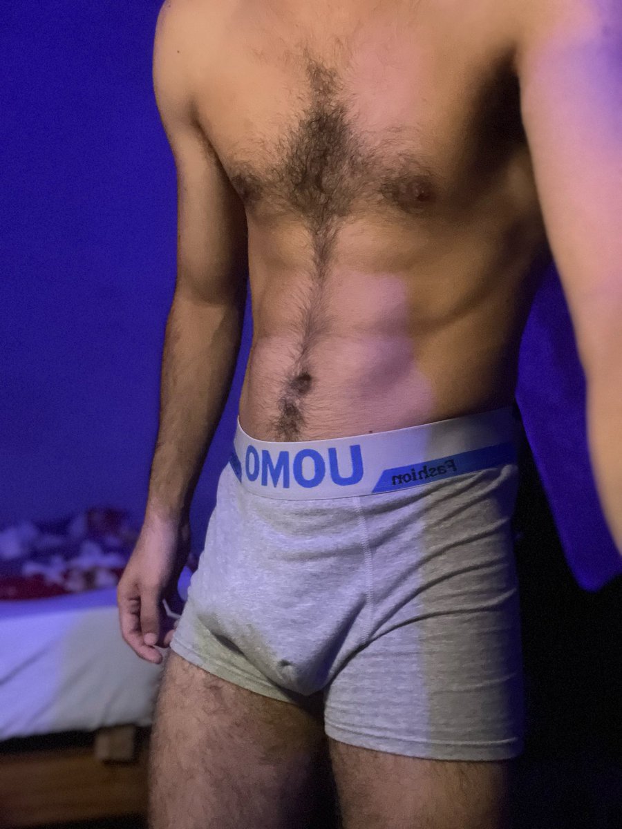 Axelkww6's tweet photo. Buenas noches 🥵 https://t.co/xQOD6DckTd