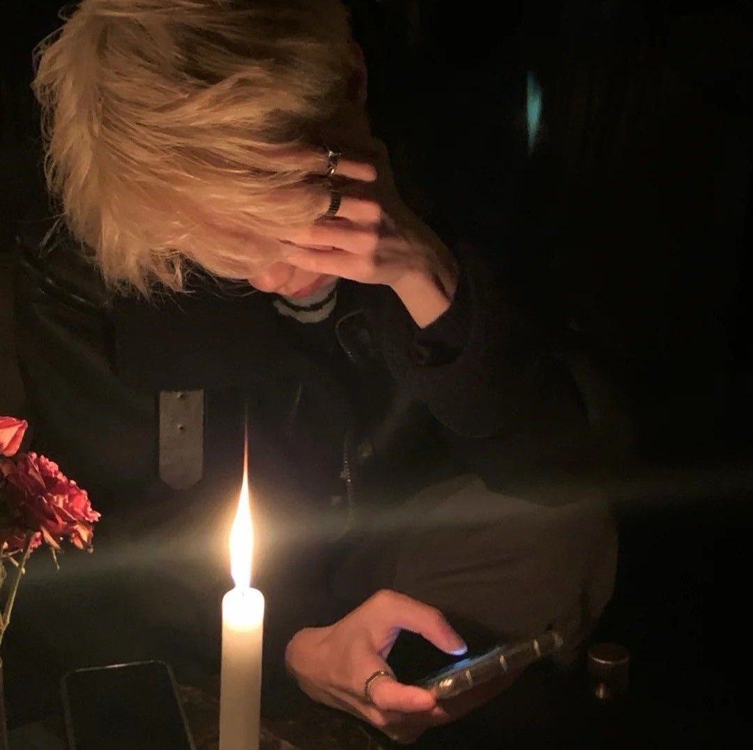 _atlasridoc's tweet photo. Jantar à luz de velas? Quem dera. Faltou energia https://t.co/3l0lRm3kha