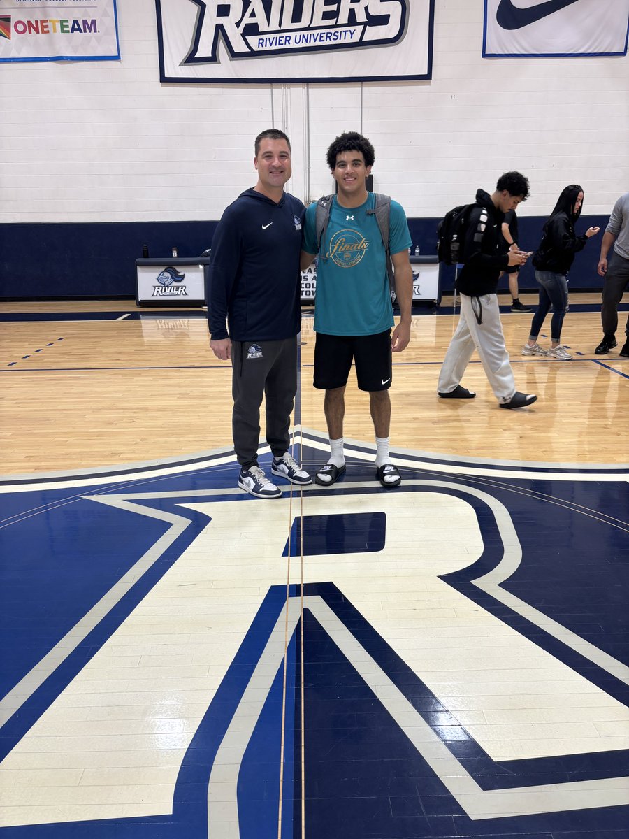 AidanBrown1156's tweet photo. Had a great visit at Rivier last weekend! Would like to thank coach Glynn for having me! @Rivier_MBB @MiddlesexMagic @jfreeman_3 @CoachCrotty @CoachAlex_G https://t.co/1tafHtaQr8