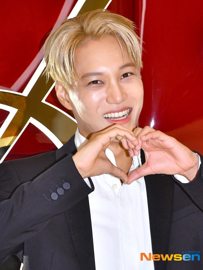 kaiarchived's tweet photo. [UPDATE] 261020

Kai at the YSL Beauty pop-up event today in Seoul Yeongdeungpo district 💛

🔗: https://t.co/ZhjdtMPKMU
🔗: https://t.co/Y3Qdqg6BHN
#KAI #카이 #カイ #金钟仁 
#엑소카이 @weareoneEXO https://t.co/UsBoBCqI1C