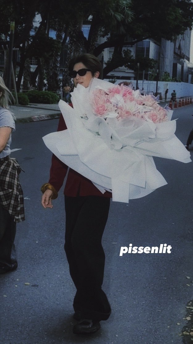 parztyx0108's tweet photo. มึง https://t.co/7J0NgcaMGM