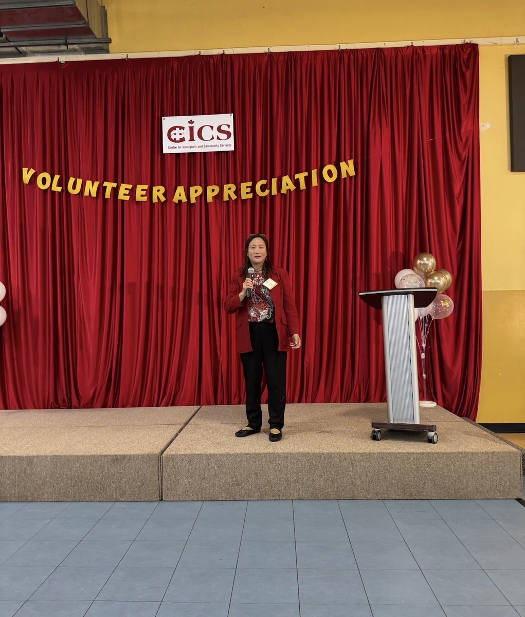 JeanYip3's tweet photo. 👏❤️ It was my great pleasure to recognize the  @cics_canada volunteers! They held an appreciation event to recognize the volunteers who make a meaningful difference in the lives of newcomers and families across our community. Their dedication helps newcomers navigate life in Canada, access essential services. 

I had a great CICS executive director on federal opportunities. 

#ScarboroughAgincourt #Volunteers #DeliciousLunch