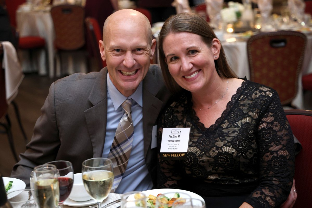 StateBarofWI's tweet photo. https://t.co/FxPWzGdkUl

#wisconsinlawyer #wisconsinlaw #wisbar https://t.co/hQHv85IyGm