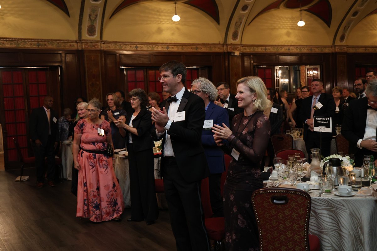 StateBarofWI's tweet photo. https://t.co/bjb1wyNErD

#wisconsinlawyer #wisconsinlaw #wisbar https://t.co/ev5w7g4DKk