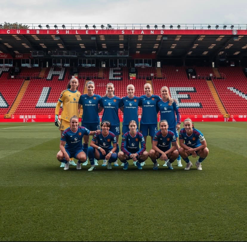 PlaymakerET7's tweet photo. Squad. 🔴 https://t.co/OxQsSj9JUc