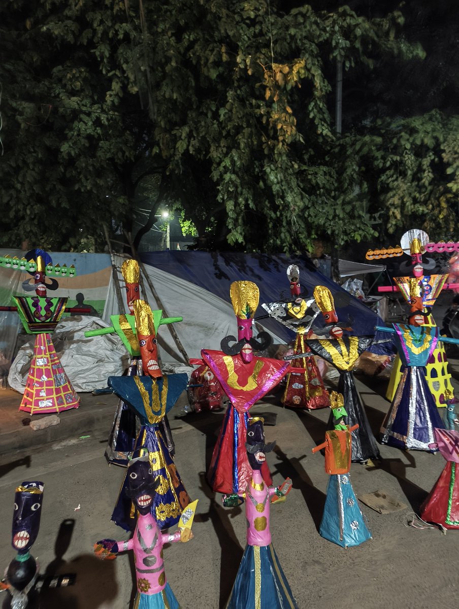 mohitdevelops's tweet photo. ravan is for sale for dussehra celebration 
#HappyDussehra https://t.co/UavF8n0xO2