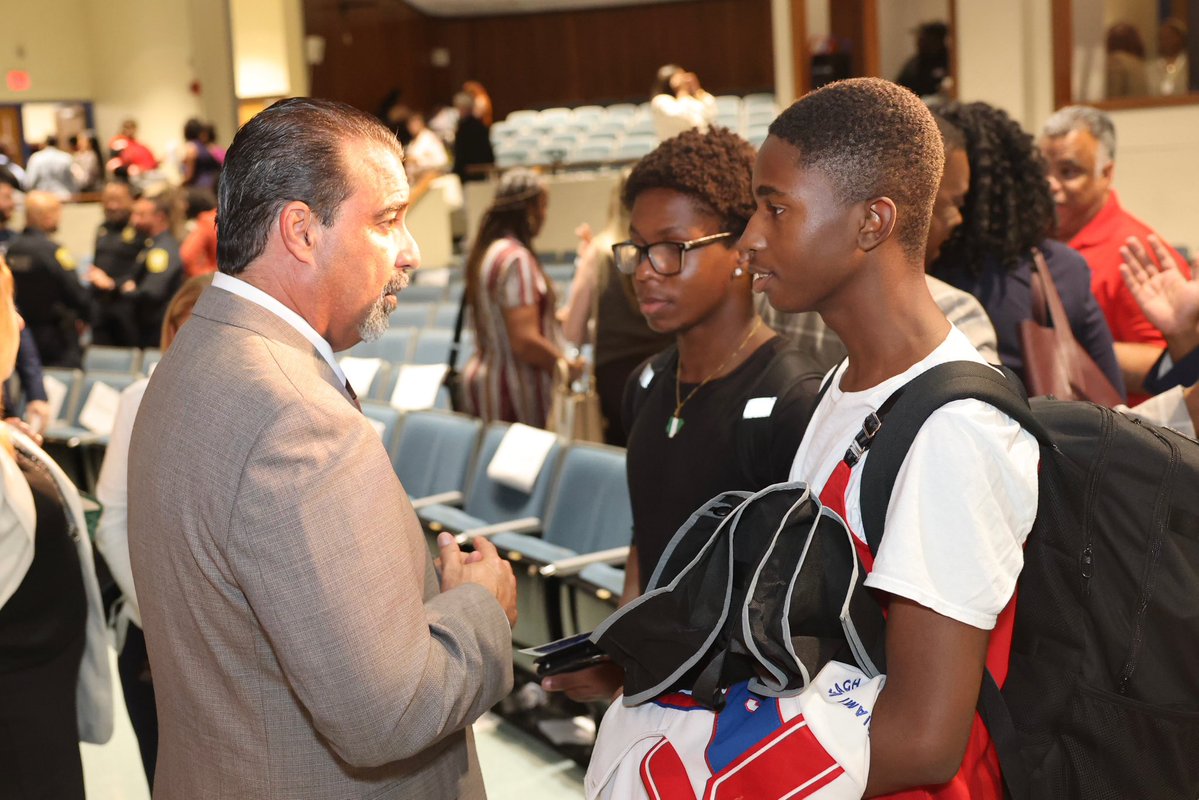 MiamiSupt's tweet photo. A huge thank you to our District 1 community and @NMBHigh, home of the Chargers, for hosting tonight’s Town Hall! Together, we remain committed to safe, welcoming schools and academic excellence.

Tune in tomorrow, Tuesday, October 20, at 6 PM for the televised Secure Our Future Referendum Renewal WLRN TV Town Hall. Watch live: https://t.co/B2kSQPiIdg

#SecureOurFuture