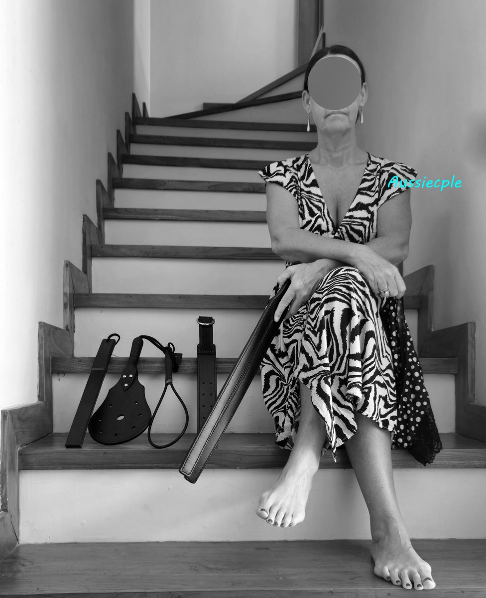 aussiecple's tweet photo. This wife doesn't ask twice 🔥🍑🔥
#FLR #Feet #Femdom #Paddle #Strap #Tawse #Cane
🔥 https://t.co/qKT1fgaMLz 🔥 https://t.co/3cefLqiLYw