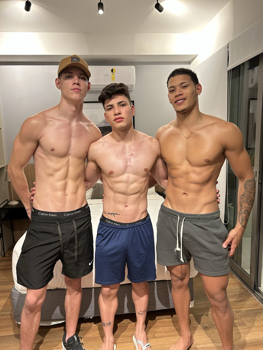 yuripvix's tweet photo. 🔞👉 https://t.co/1w95msiDDZ https://t.co/dmawz1uOQG