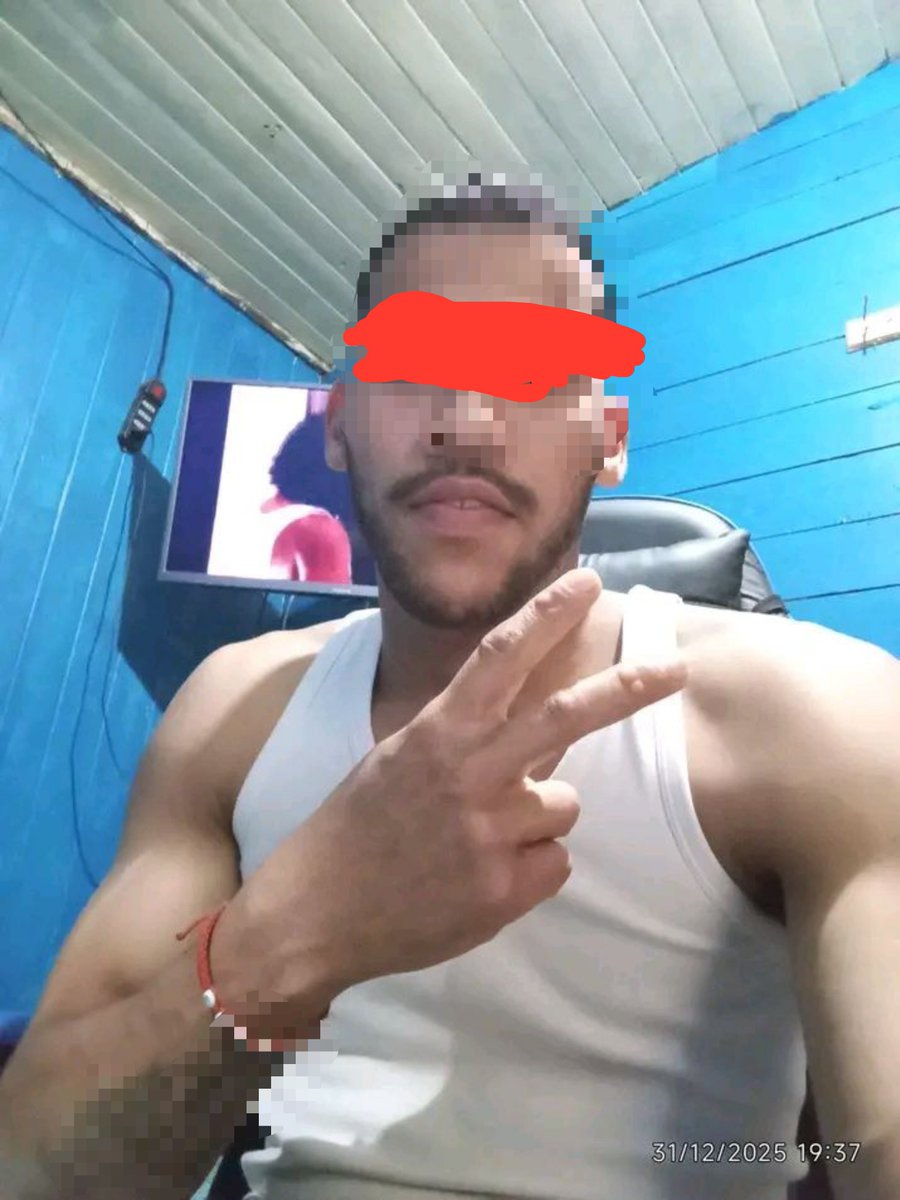 CaligulaGayVzla's tweet photo. #Aporte les traemos a este hetero, malandro de ciudad Guayana ( core 8) síganme paraas contenido de heteros . https://t.co/ZnPPd3cSNP