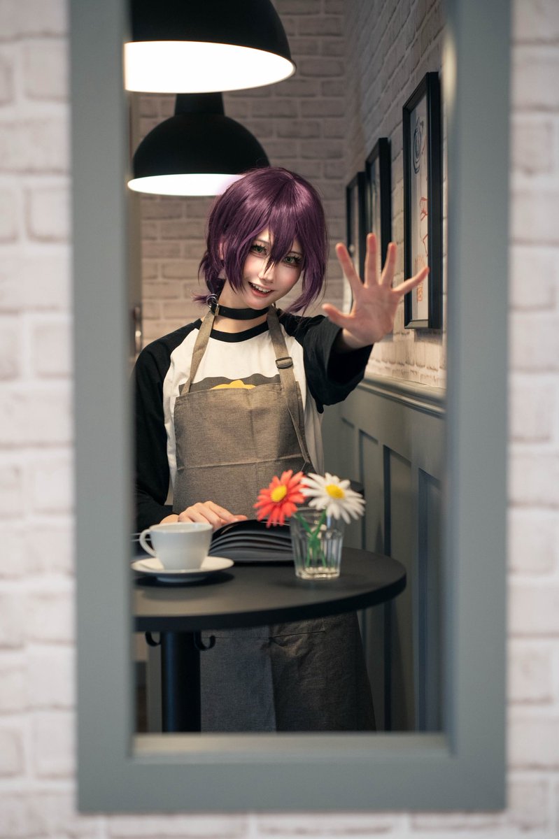 teioshin's tweet photo. Reze spotted you while she was working. 

#チェンソーマン  #レゼ #ChainsawMan https://t.co/NRDt79P6mX