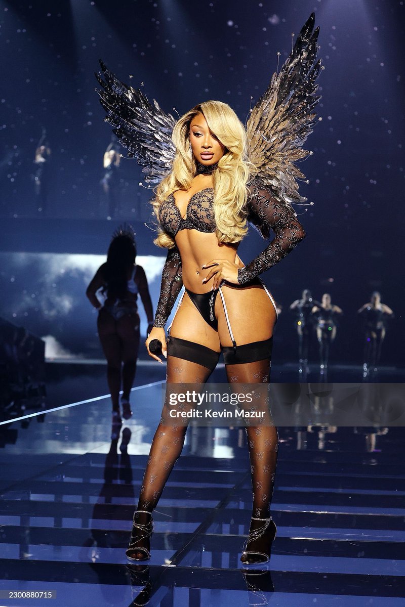 oddmuse7's tweet photo. DONT GOTTA EDIT, CHECK THE GETTY https://t.co/MWNCjmLQZg