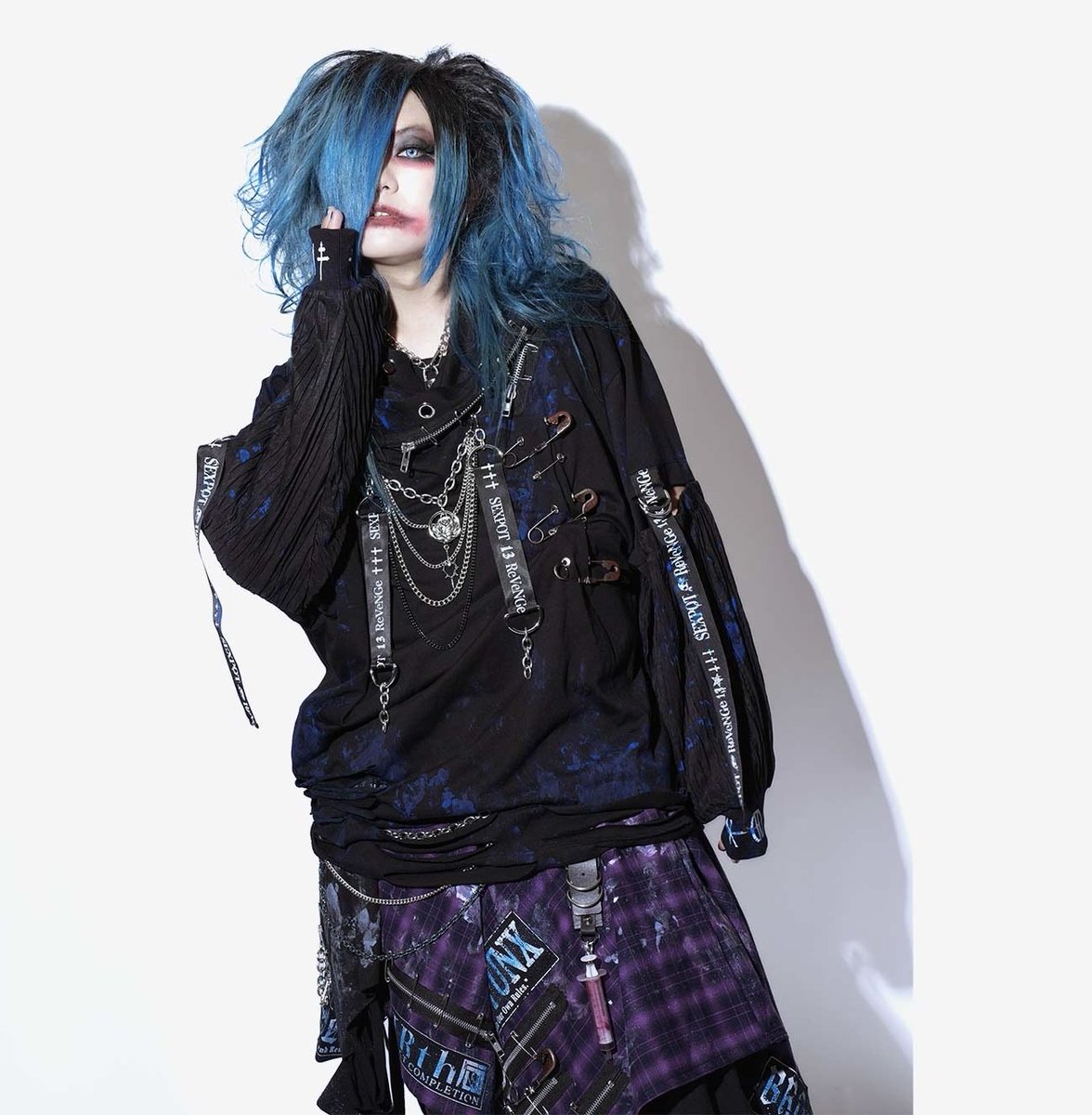 creationAI1's tweet photo. こちらのコーデ早速完売です！
thank you！sold out！
他のアイテムもお早めに〜💙
https://t.co/eWMDdG2itz https://t.co/YZy8GI5Nud
