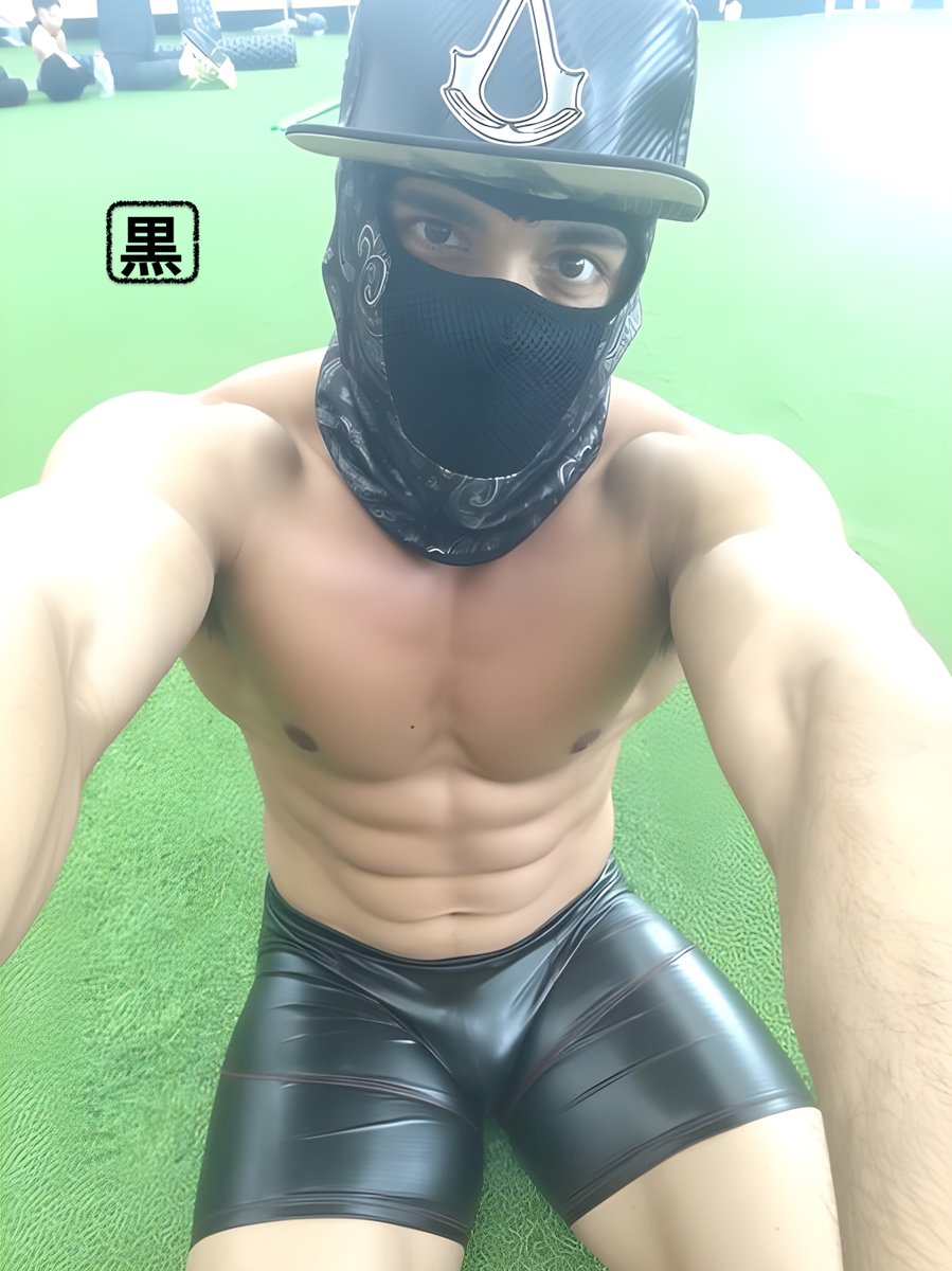 MexiNinjaBoi's tweet photo. My Leather Ninja get up, mask up close up (7th)... shirtless while at the gym on the turf... in those leather shorts.π₯π₯·π½π πͺπ½π€
-
#leatherninja #leather #martialarts #martialart #leatherboots #martialartlifestyle #flexibility #mexicano #gayman #muscle #muscles #musclesflex #mexicanman