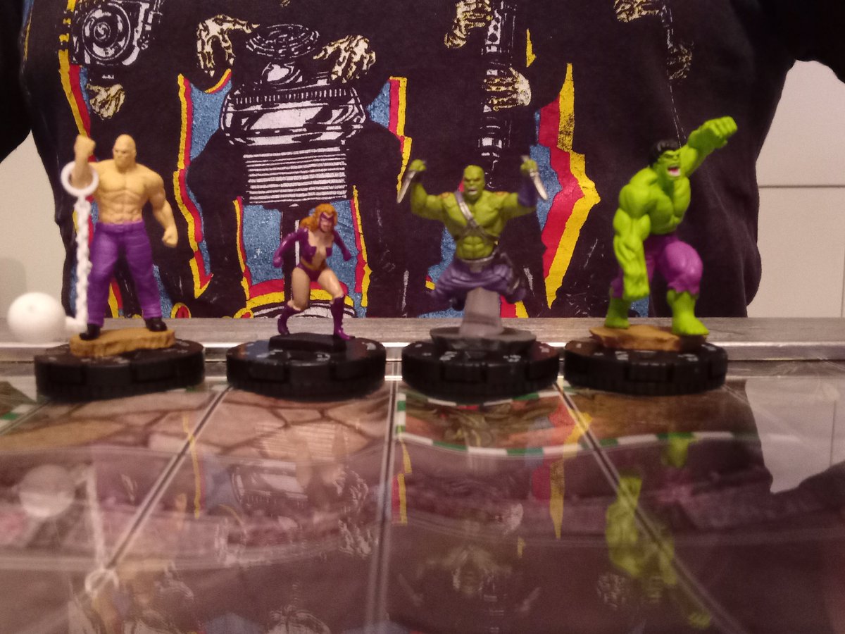 MarkLegend007's tweet photo. Game 44 #heroclix Melee only match. Brute force vs brute force.
Despite a great effort the trait on SD Titania really took the bite out of my dmg output.
But my Titania from BPAI... was MVP! Taking all Foes on.
Clearly didnt press click for my opponents team. Dang it! https://t.co/cPzrqmXaA4