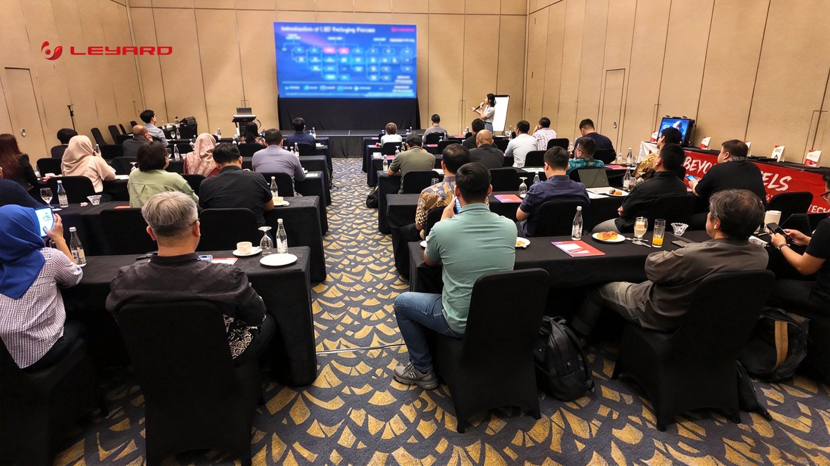 Leyard_int's tweet photo. That's a wrap on the Leyard Indonesia Roadshow 2026 in Jakarta! A huge thank you to all our valued partners for joining us "Beyond Pixels."
#Leyard #MIPTechnology #LEDDisplay #JakartaEvent #VisualExperience #DisplayTech #Roadshow2026 https://t.co/2qAq6zXFmm