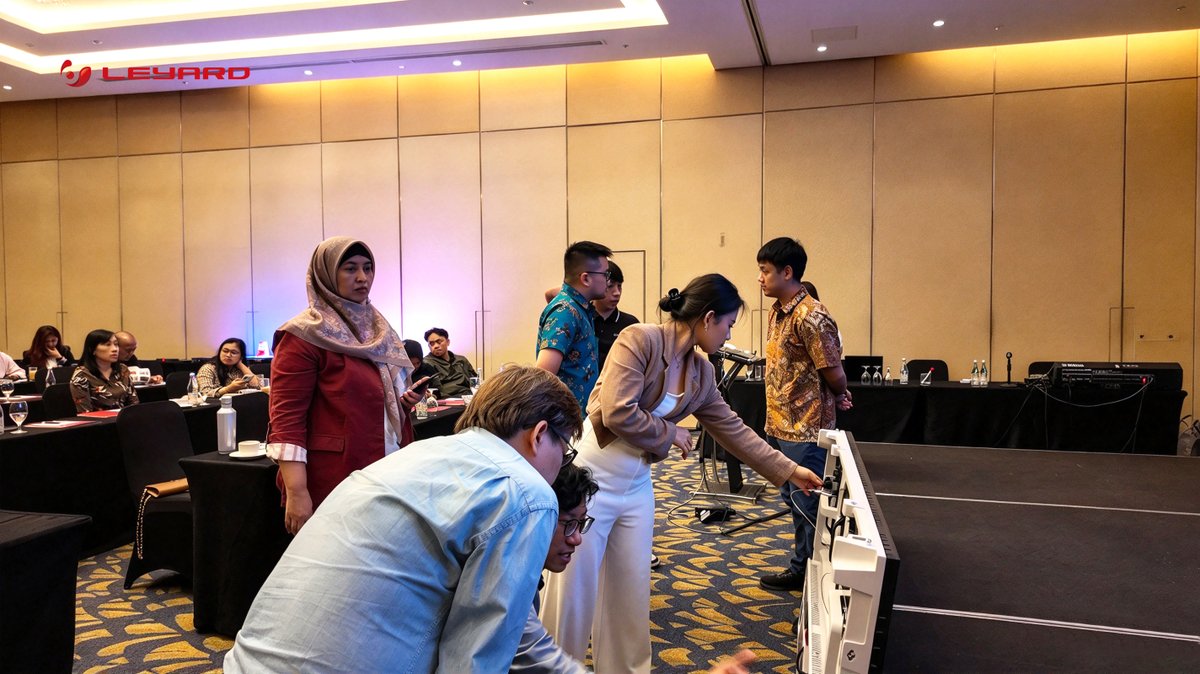 Leyard_int's tweet photo. That's a wrap on the Leyard Indonesia Roadshow 2026 in Jakarta! A huge thank you to all our valued partners for joining us "Beyond Pixels."
#Leyard #MIPTechnology #LEDDisplay #JakartaEvent #VisualExperience #DisplayTech #Roadshow2026 https://t.co/2qAq6zXFmm