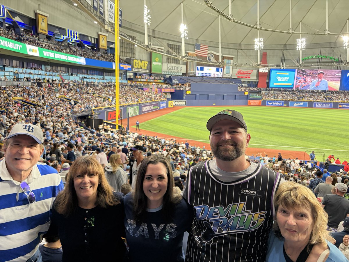 WHoltzman's tweet photo. Rich in life … Covid took our last World Series, Hurricane Helene took our house … the Tampa Bay Area deserves this https://t.co/nHrz1O5Gqy