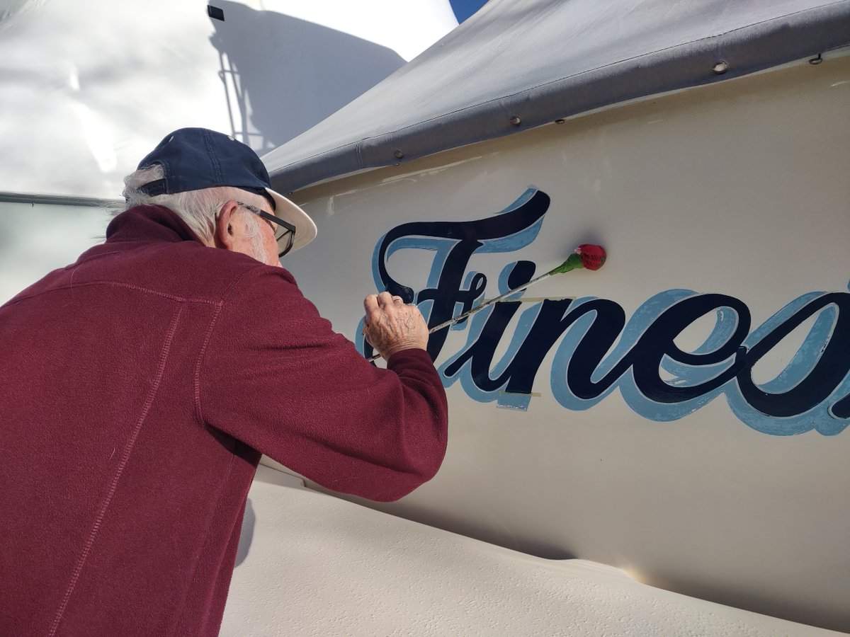 DesignsandSigns's tweet photo. Faded but still loved, so we repainted Finest Hour by hand, right over the original lettering. Dark blue script, sky blue shadow, same design, new life.
https://t.co/XYu5gSdoSU
#boatnames #signpainting https://t.co/6Pr5ETmDMS