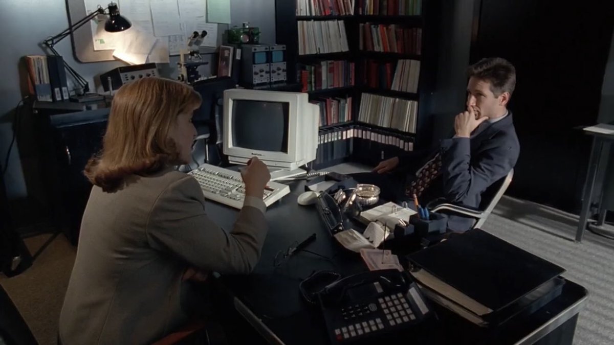 _elsanchez's tweet photo. The X-Files - Duane Barry (S02E05) https://t.co/JZnTY9Sm9E