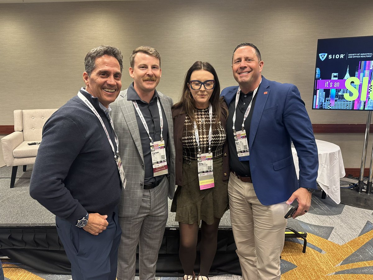 MassimoGroup's tweet photo. Great first day at @sior conference seeing many of our amazing Massimo Members/ Coaching clients and friends https://t.co/2NJoKcXAgA