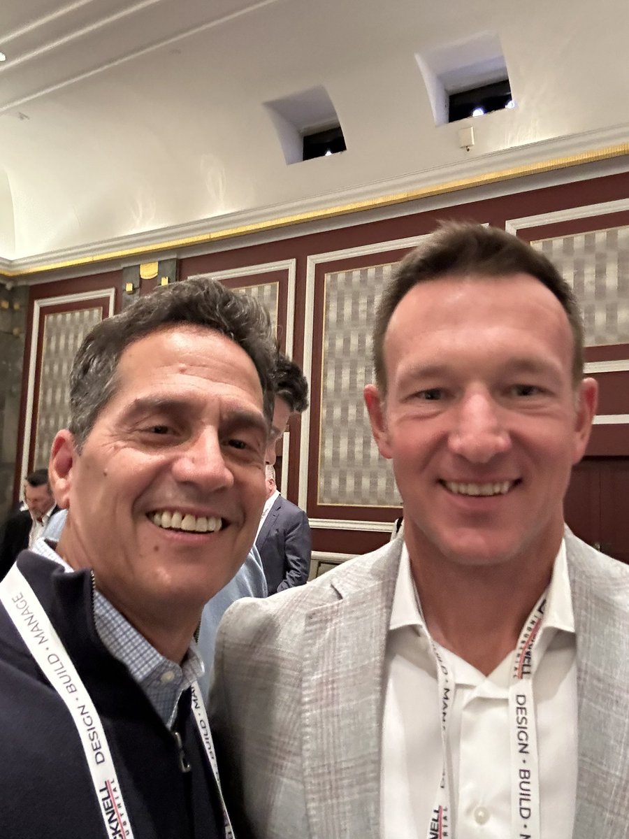 MassimoGroup's tweet photo. Great first day at @sior conference seeing many of our amazing Massimo Members/ Coaching clients and friends https://t.co/2NJoKcXAgA