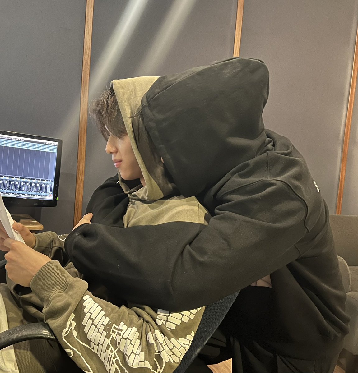 catatanale's tweet photo. Gue gak akan pernah turun dari kapal ini https://t.co/9oDhy2n9IV