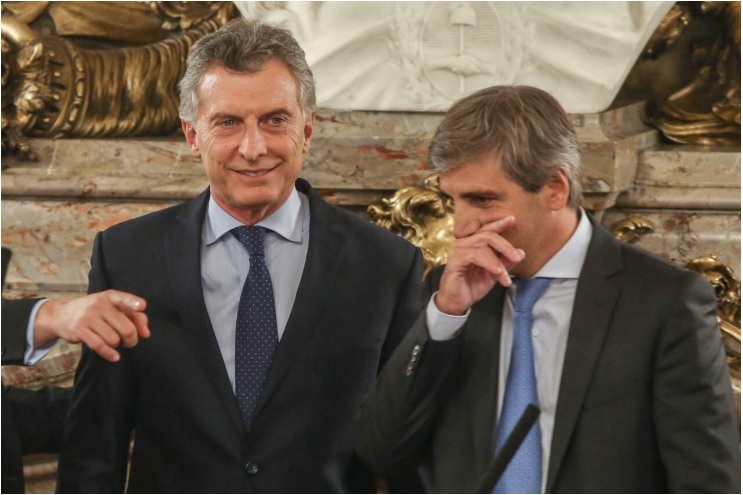 Ojo_Kritico's tweet photo. 🟡SE CAYÓ OPERETA KUKA: Archivaron la causa contra Macri, Caputo y Sturzenegger por el acuerdo con el FMI en 2018. Los jueces desestimaron las acusaciones formuladas contra los exfuncionarios. Esto deja en claro la honestidad y transparencia durante el gobierno de Cambiemos https://t.co/mbrbvx0XOH