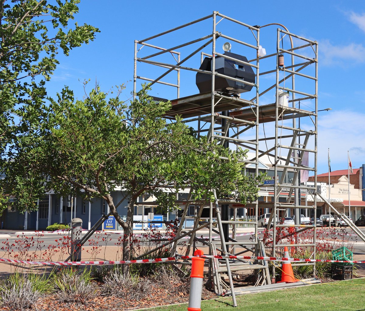 PPRCSA's tweet photo. The City Park projector is currently undergoing some important updates and will be temporarily unavailable for around 1 week.
We look forward to resuming our nightly screenings as soon as possible, showcasing beautiful films &amp; animations created by Illuminart &amp; local producers. https://t.co/EIjJcTKHm2