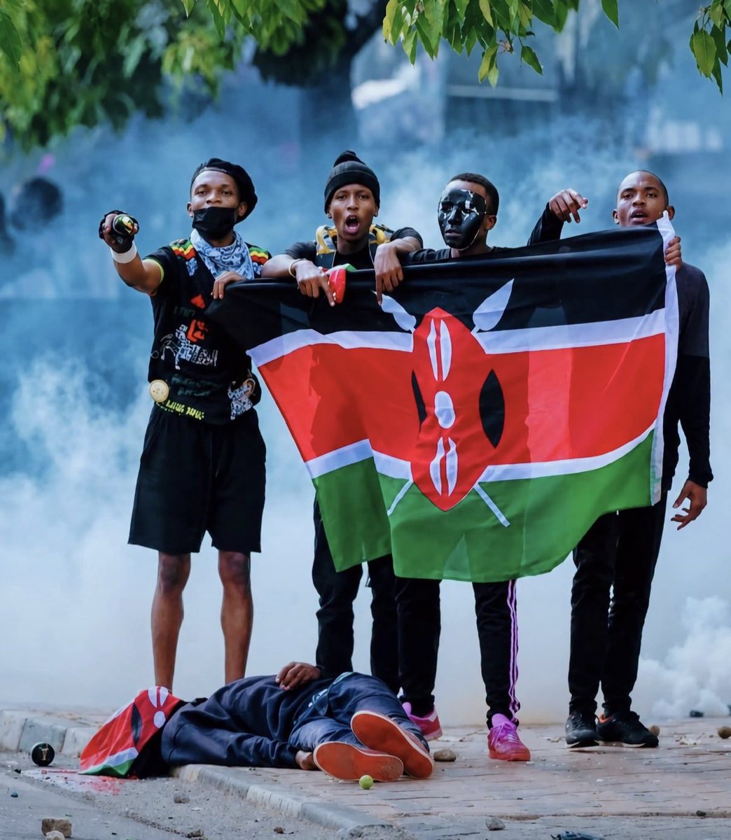 alfredarapketer's tweet photo. Happy Mashujaa Day Patriots!
🇰🇪🇰🇪🇰🇪🇰🇪🇰🇪🇰🇪
#RutoMustGo 
#RutoMustGo https://t.co/P2UHMWwVF8