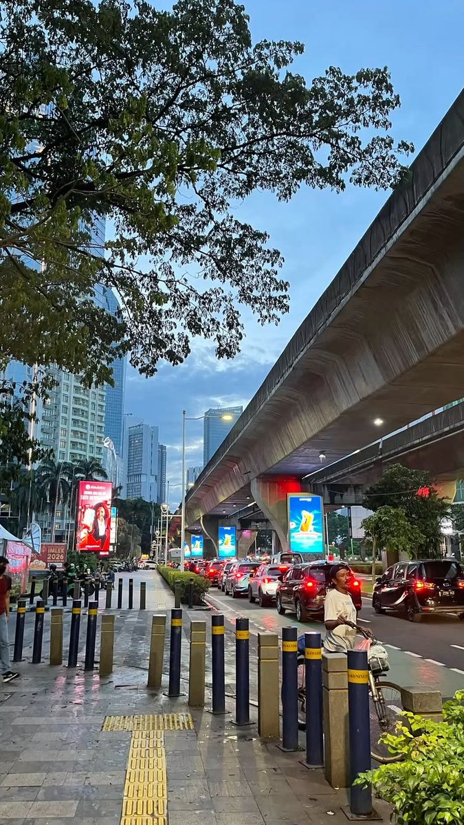 naturebeauty760's tweet photo. Jakarta, Indonesia🇮🇩 https://t.co/SPAQHKMXHf
