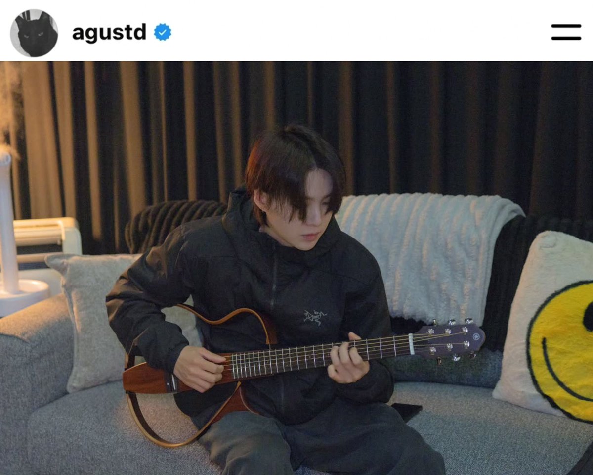 _sgminseven's tweet photo. EVERYONE MARK THIS YOONKOOK DAY ON UR CALENDAR 😭😭😭😭 https://t.co/QRugFJyDex